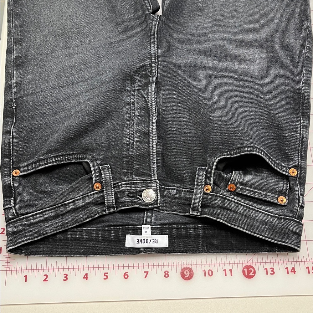 RE/DONE Button Fly Black Wash Raw-Edge Hem Cotton Weekend Casual Denim Jean 28 - Picture 15 of 16